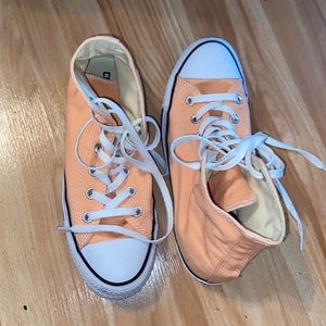 Converse, sunset orange/coral